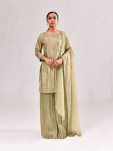 Cutdana Crushed Garara Suit Set